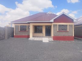 Newly built spacious 4 bedrooms Bungalow for sale in Kitengela
