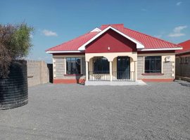 Newly built spacious 4 bedrooms Bungalow for sale in Kitengela